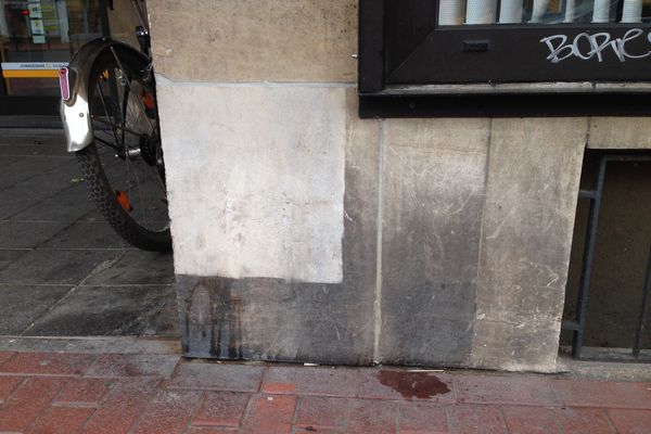 Nettoyage de façades en grès
