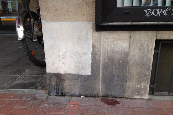 Nettoyage de façades en grès
