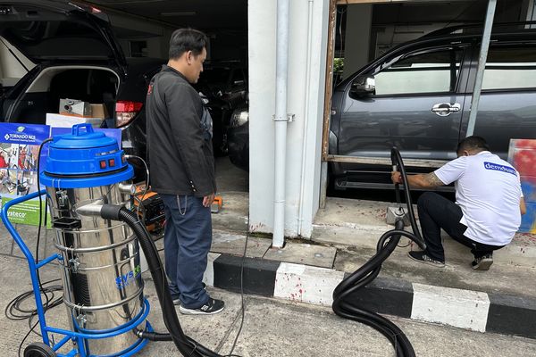 Nettoyage des sols à Bangkok