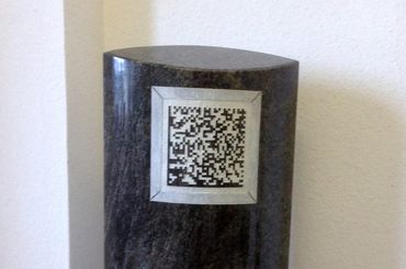 photorealistic sandblasting of QR codes